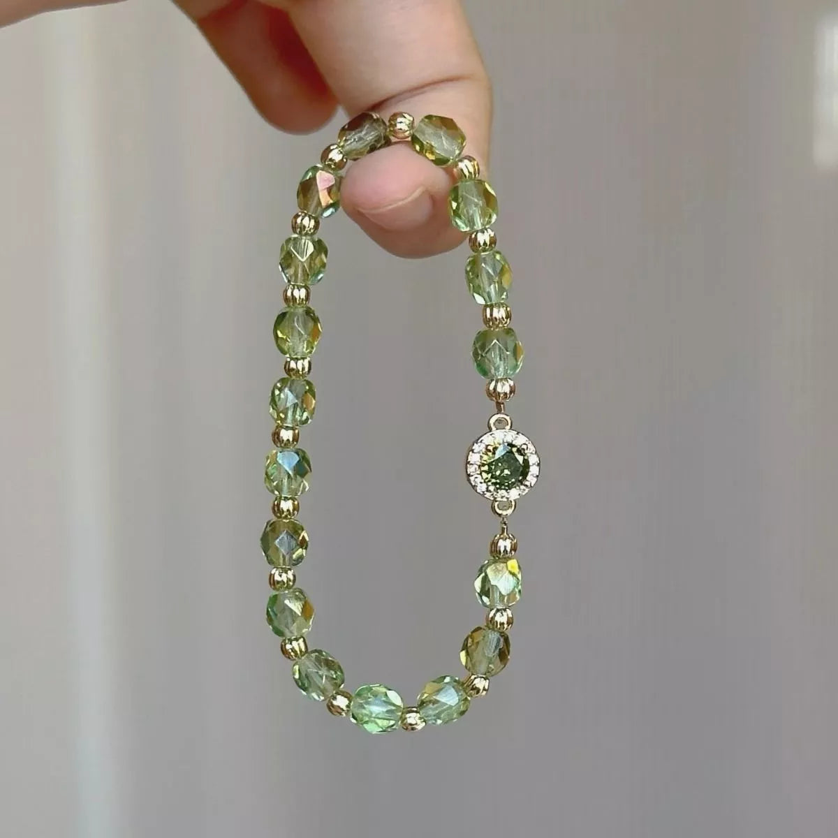gold plated zircon bead bracelet main view