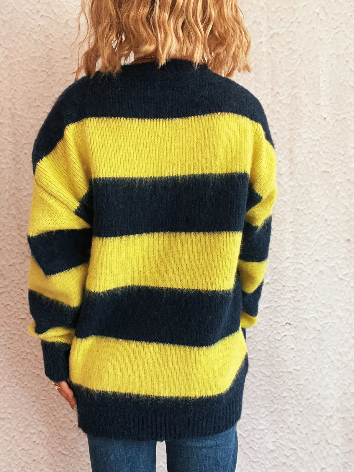 Striped contrast long sleeve oversized sweater close up