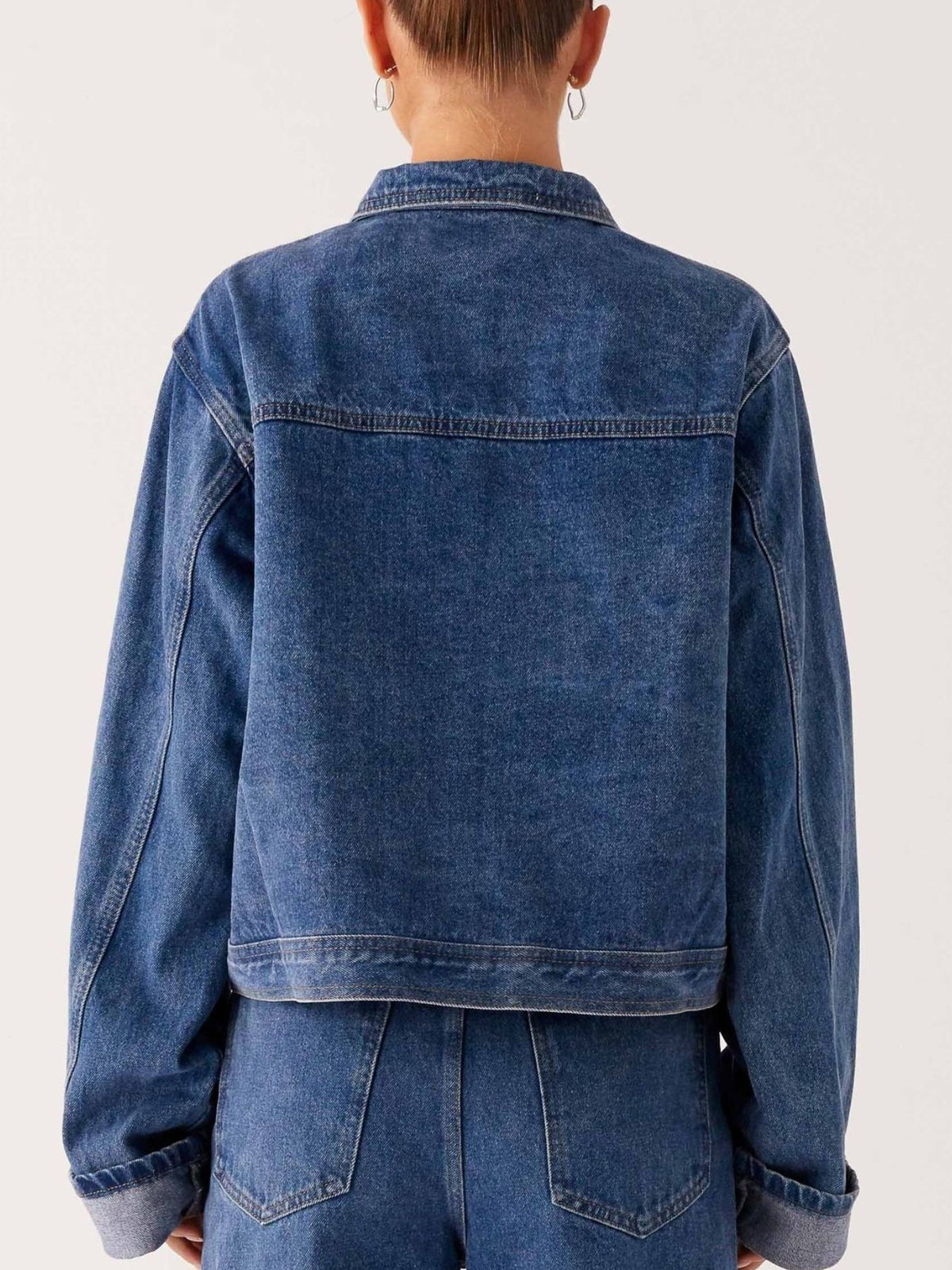 Cropped Oversized Denim Jacket in Dark Blue detail