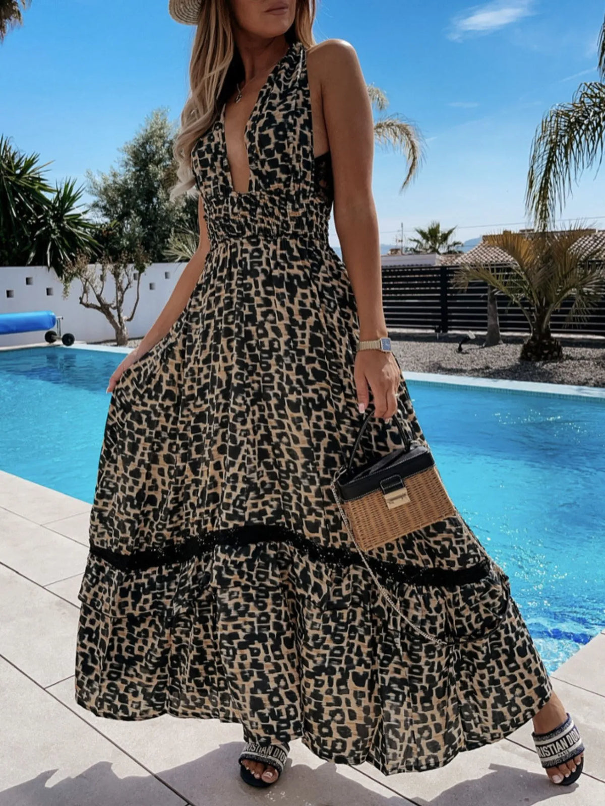Leopard print sleeveless maxi dress detail view