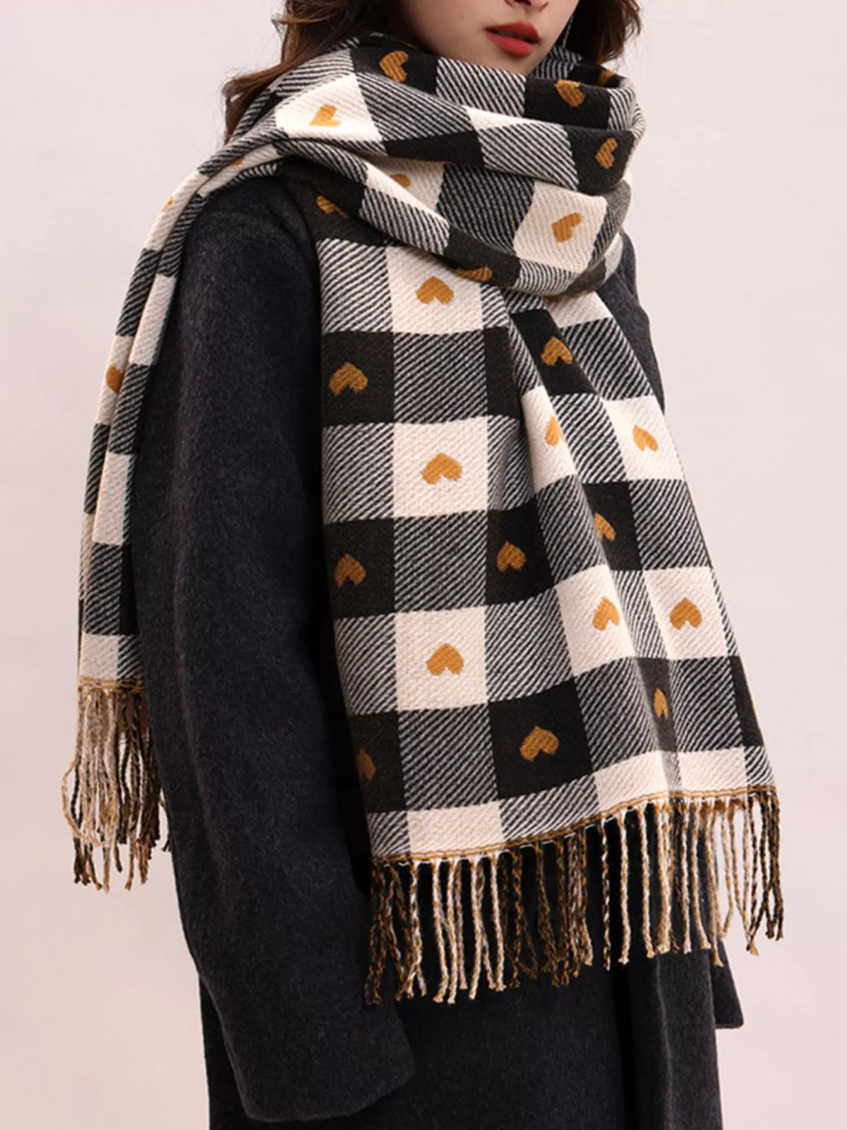 Heart plaid tassel scarf with soft fringe ends