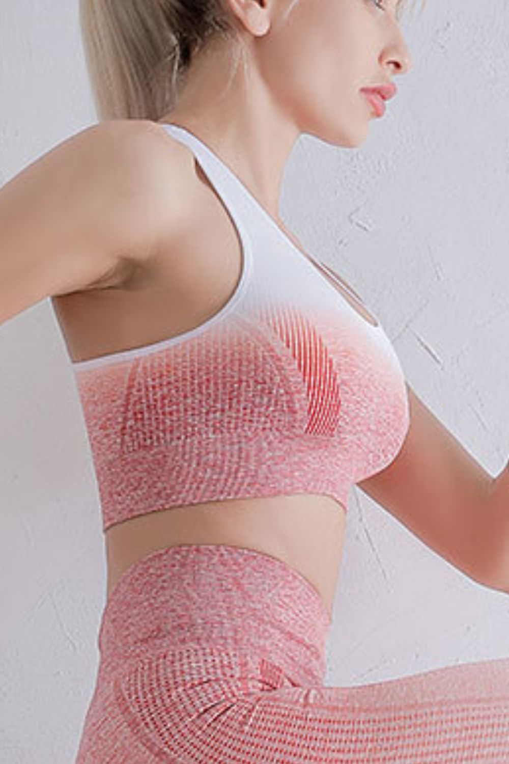 Gradient Racerback Sports Bra - Fashorio