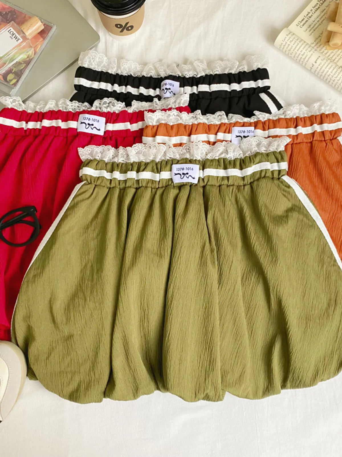 Lace trim elastic waist mini skirt side view
