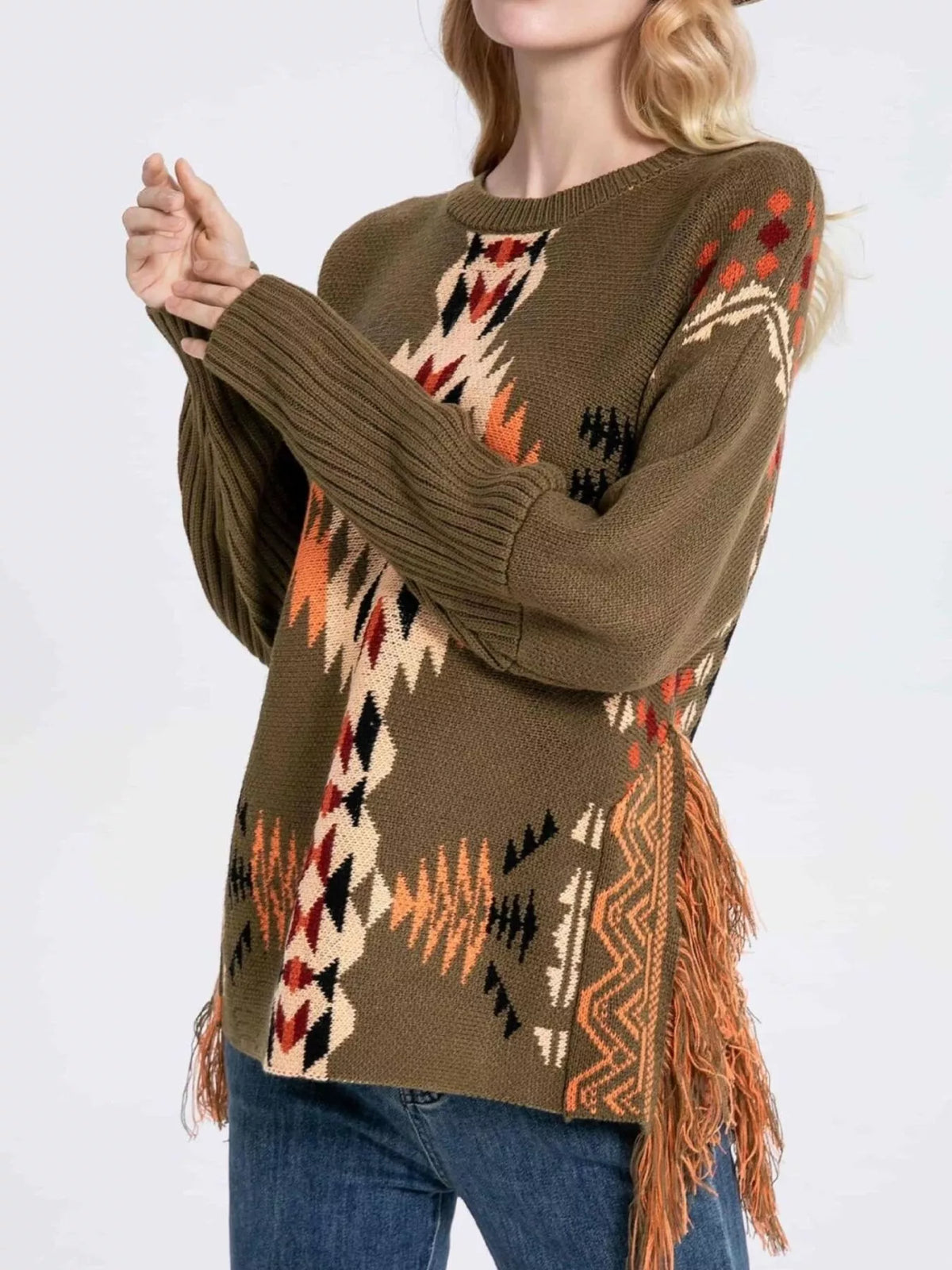 Geometric pattern fringe sweater in brown, pattern detail