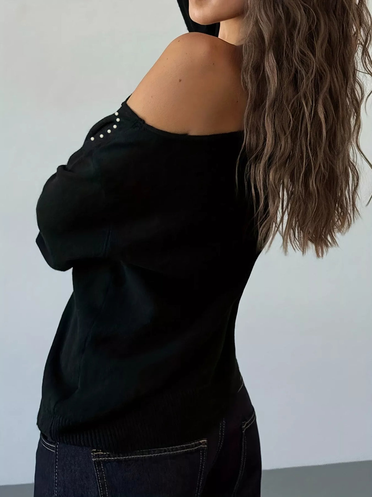Single shoulder knit top back view
