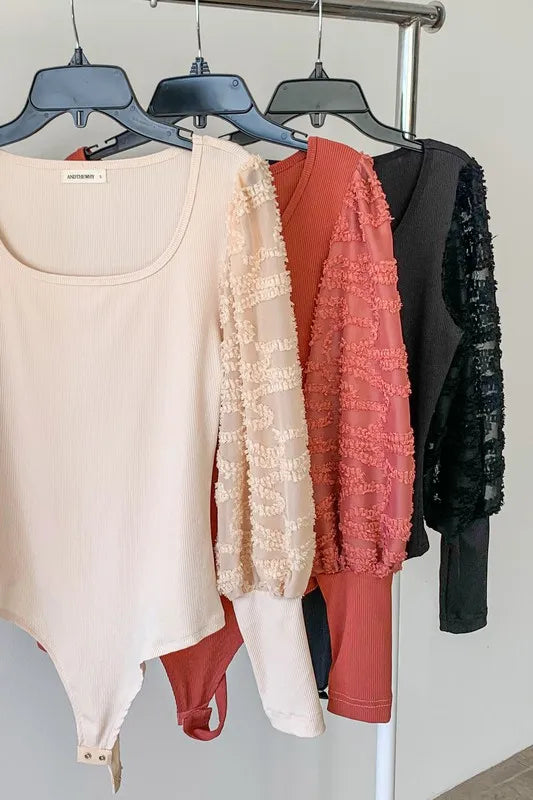 And The Why Textured Puff Sleeve Bodysuit - Fashorio