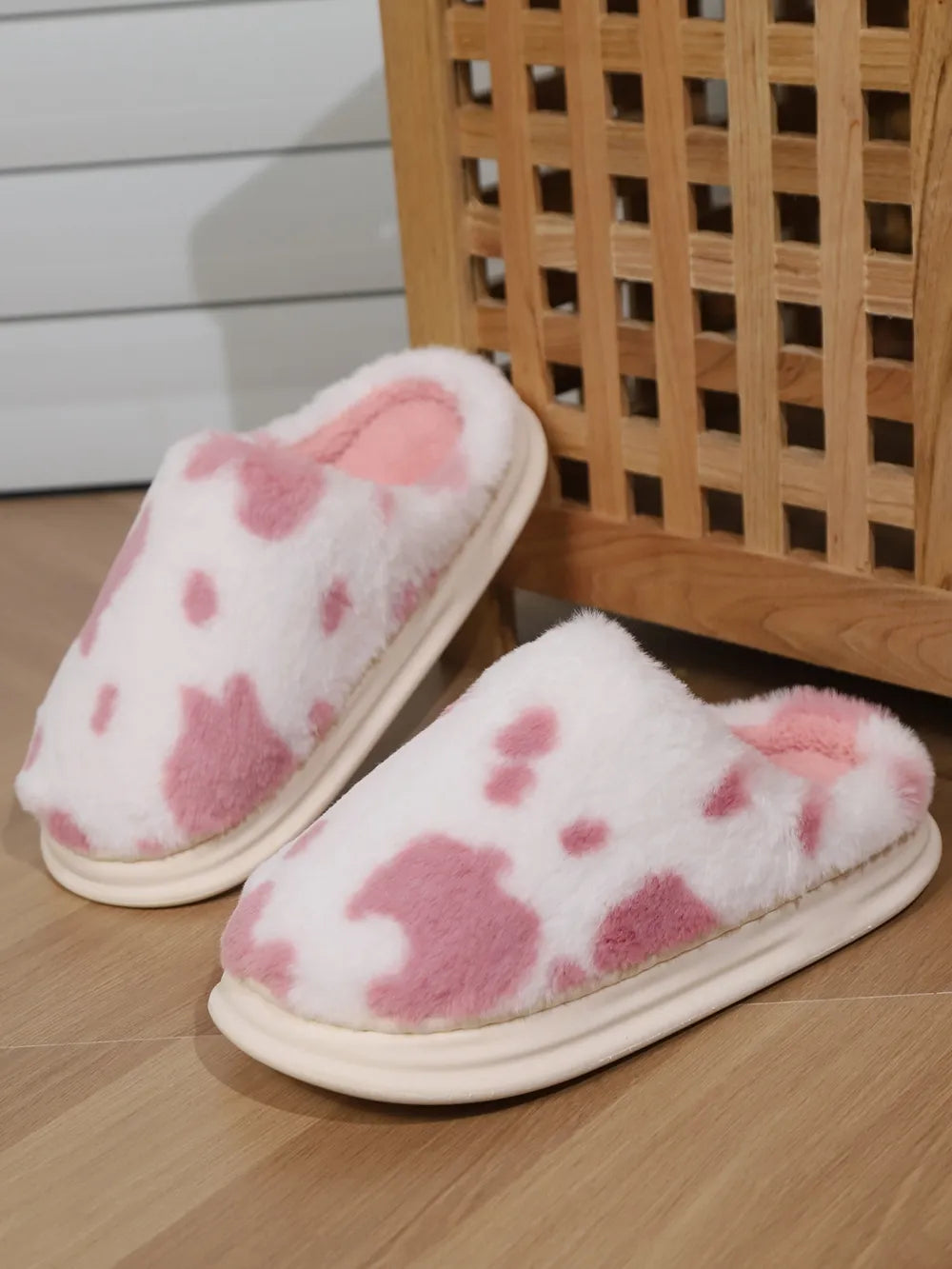 Animal Print Faux Fur Slippers - Fashorio