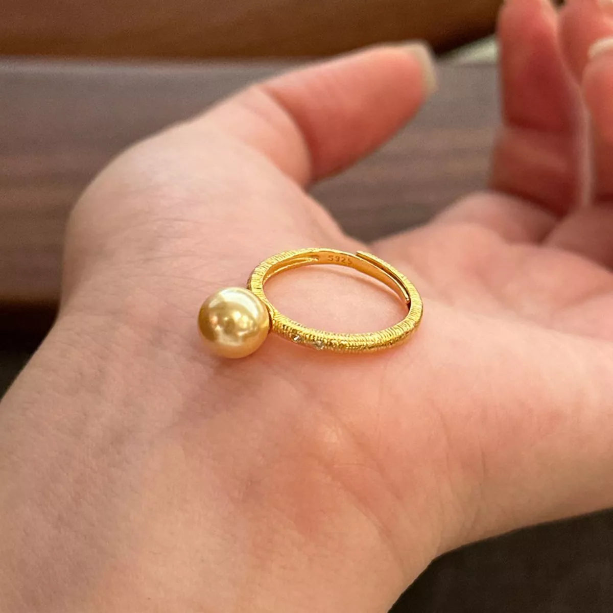 18K gold plated synthetic pearl ring, back view