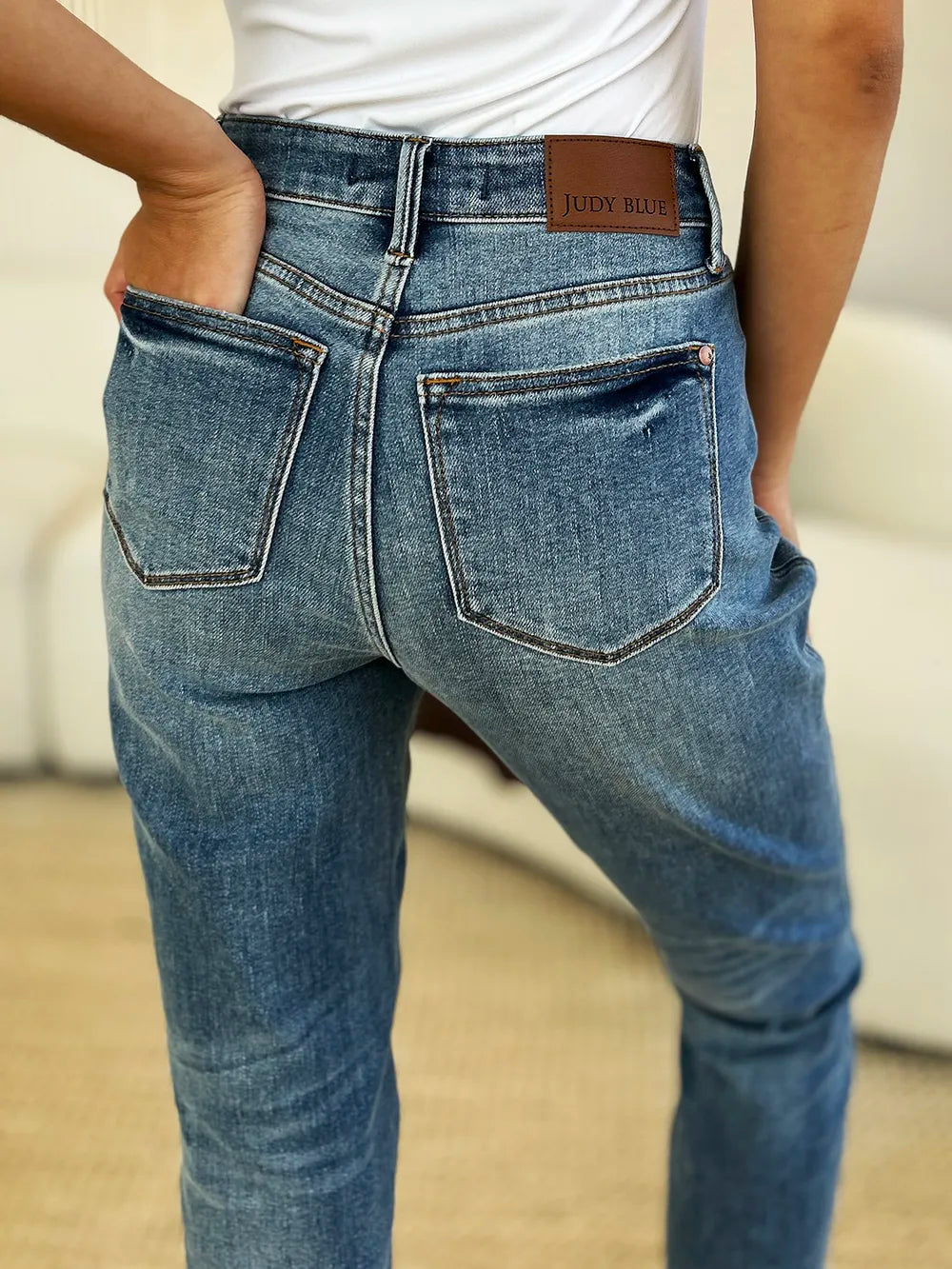 Rigid denim jeans full length styling