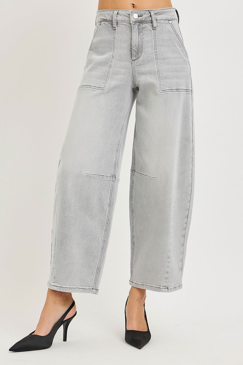 RISEN cropped barrel jeans light grey side view