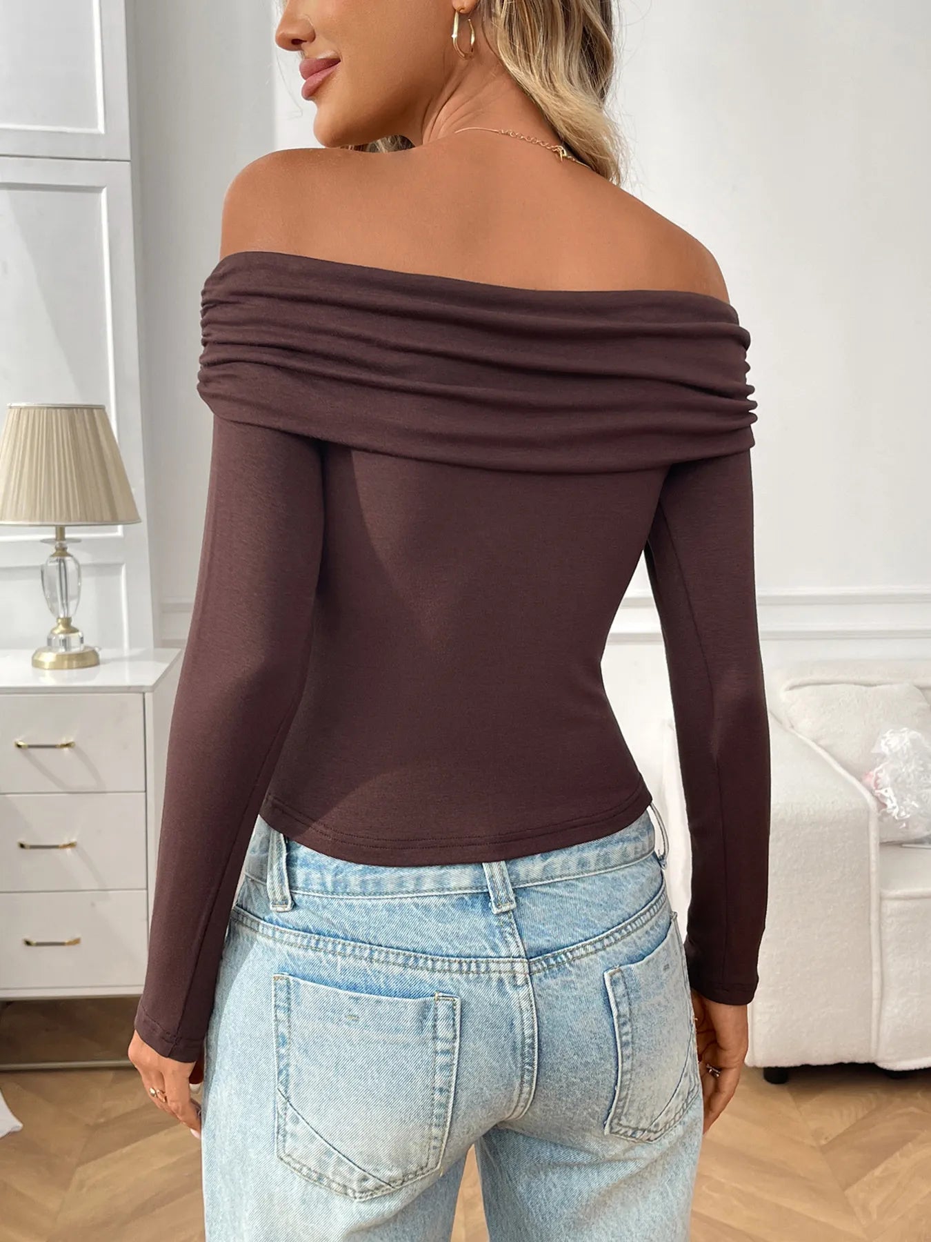 Off-Shoulder Long Sleeve Fitted T-Shirt - Fashorio