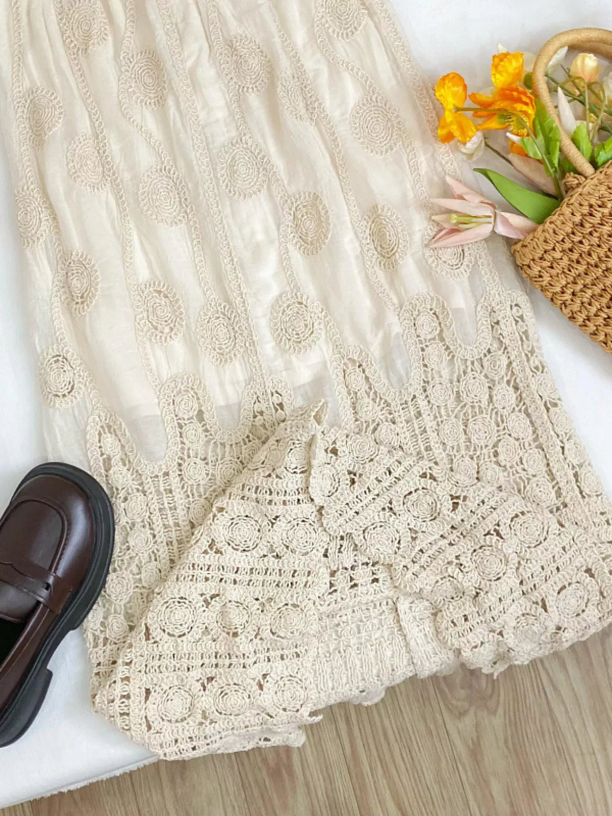 Lace elastic waist midi skirt, front view
