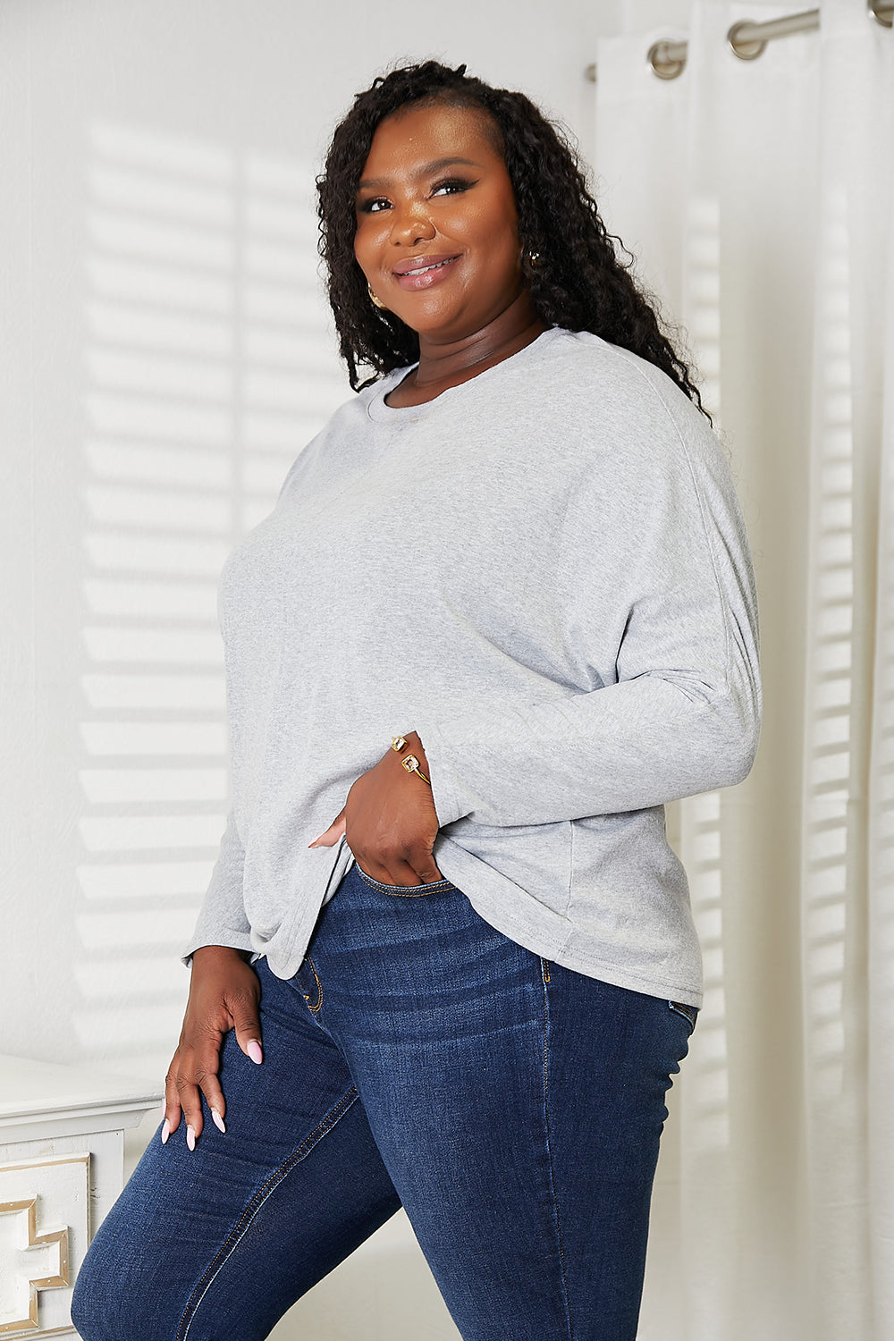 Long sleeve top full outfit view