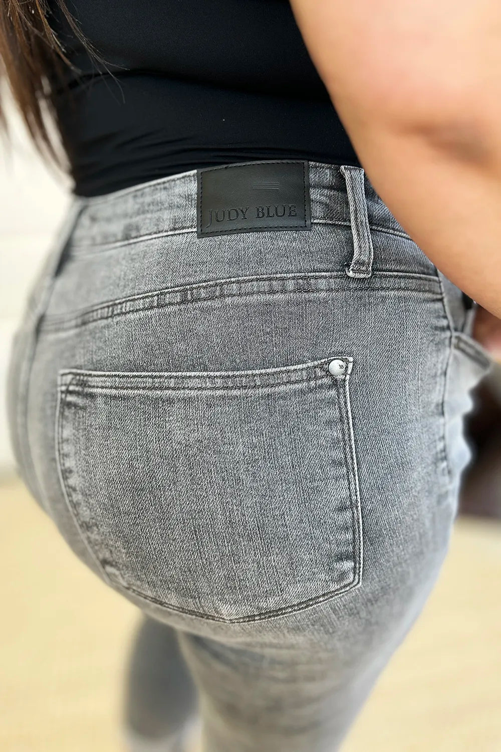 Judy Blue Full Size Button Fly High Waist Cuffed Capris - Fashorio