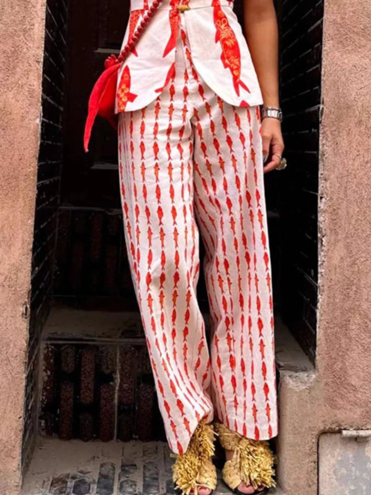 Coordinated fish print top and pants side view