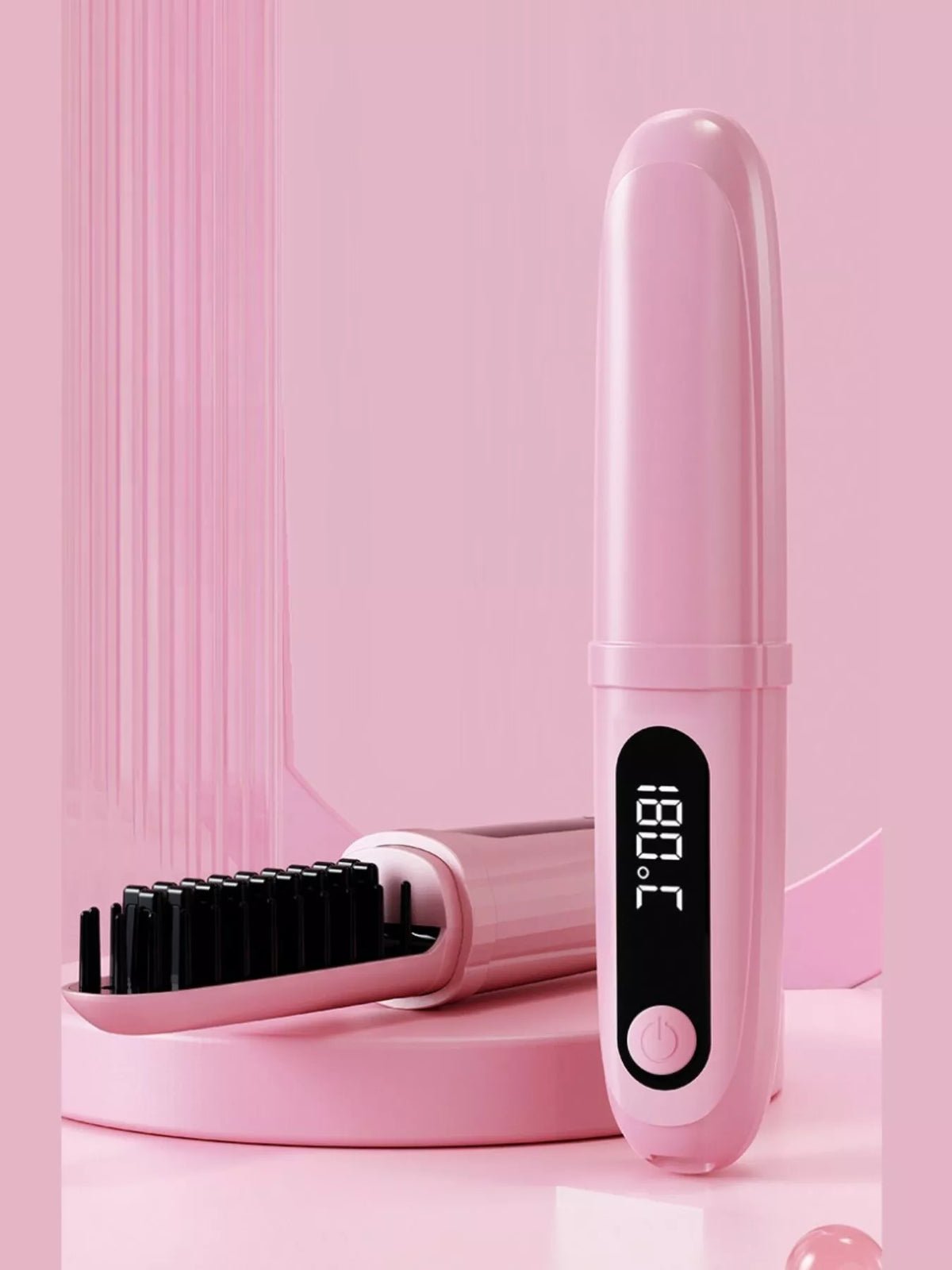 Straightening comb in blue