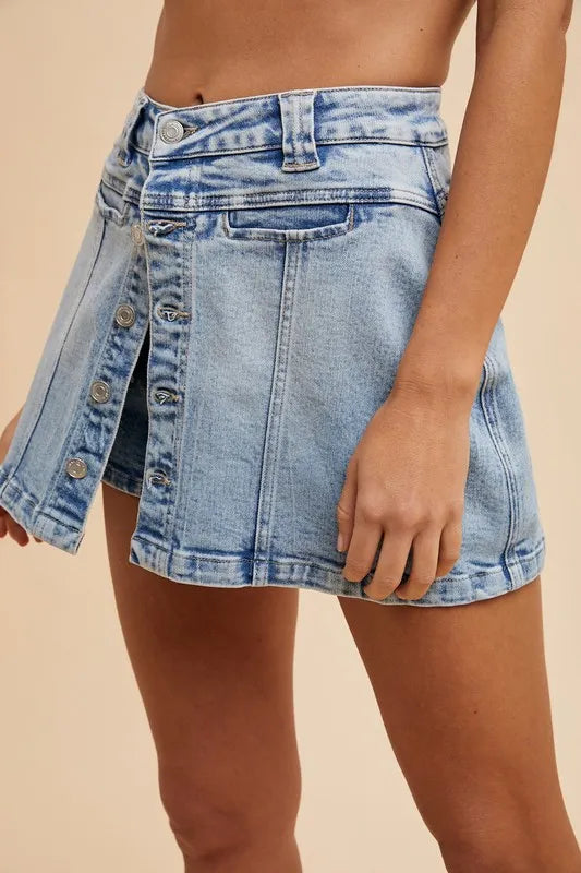 Annie Wear Button Detail Stretch Denim Wrap Mini Skort - Fashorio