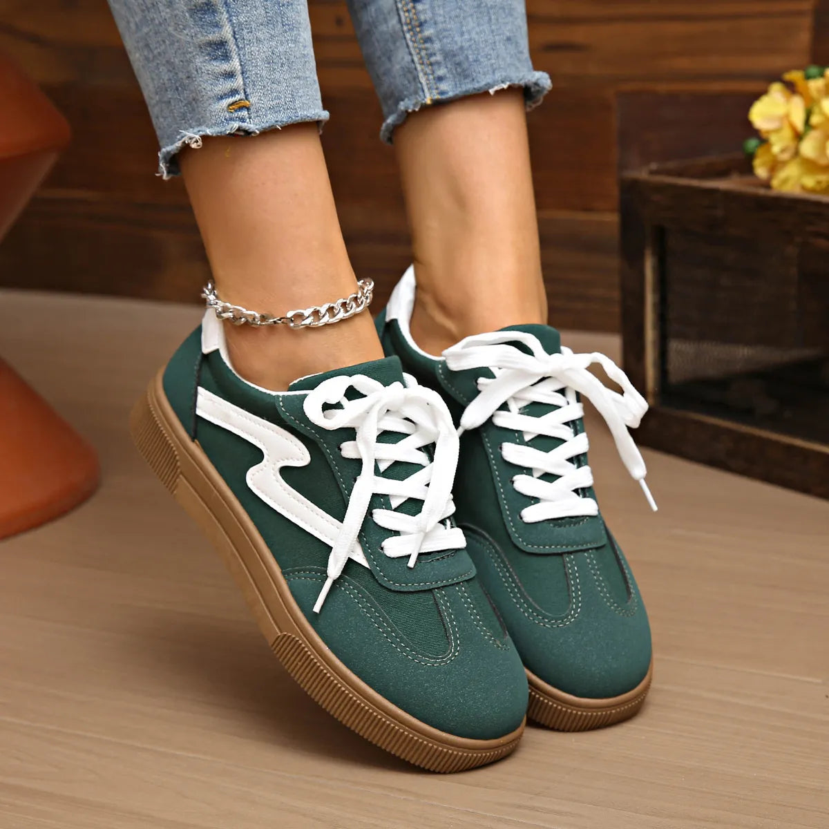 Round Toe Lace Up Sneakers Green - Fashorio