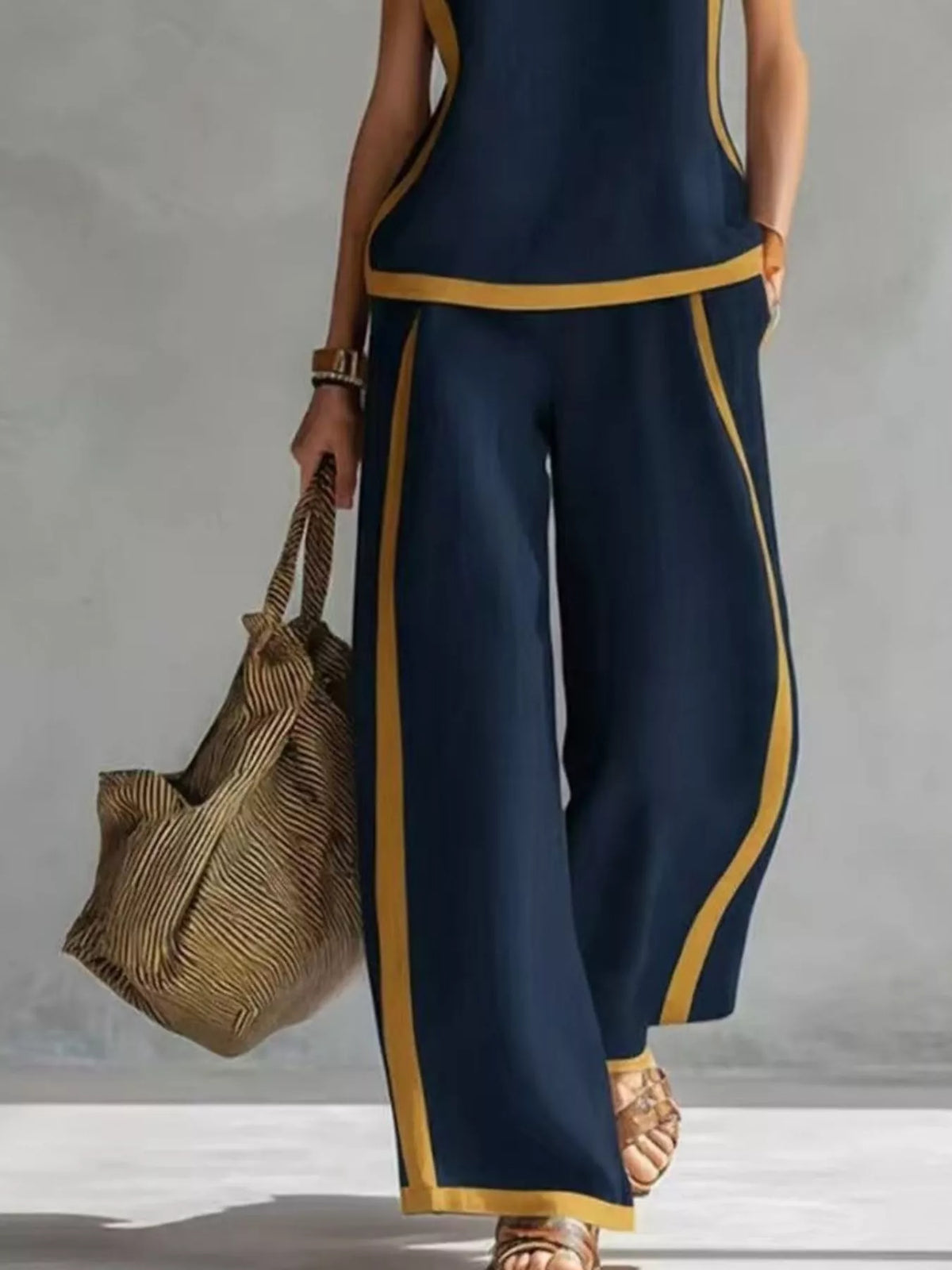 Tank top and pants set fabric detail