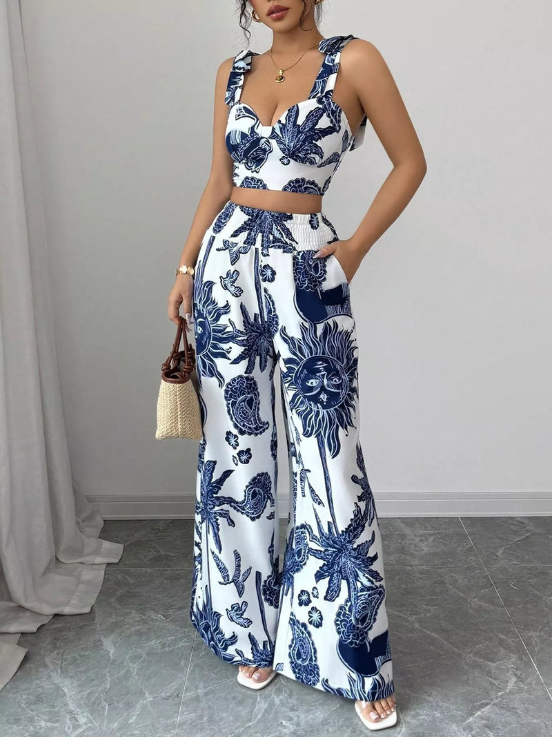 Floral print crop top and wide leg pants set front