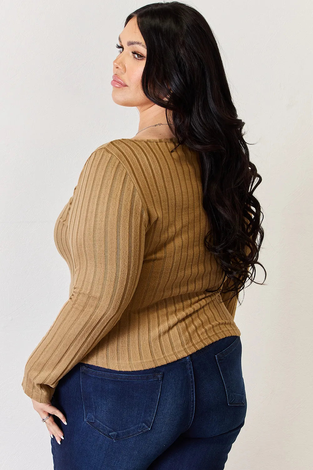 Long sleeve ribbed top three quarter view