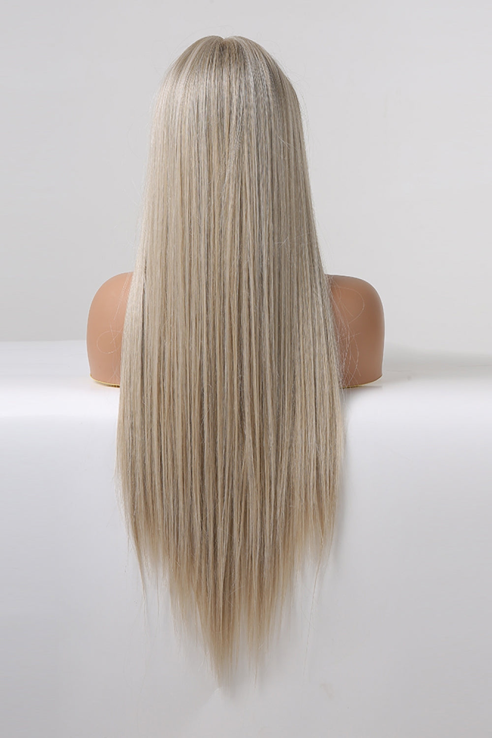 Front view of long straight blonde wig