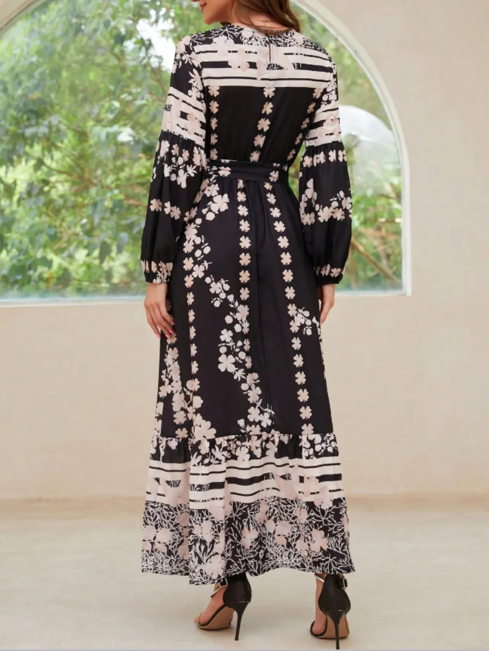 Printed Long Sleeve Maxi Dress with Pockets side view