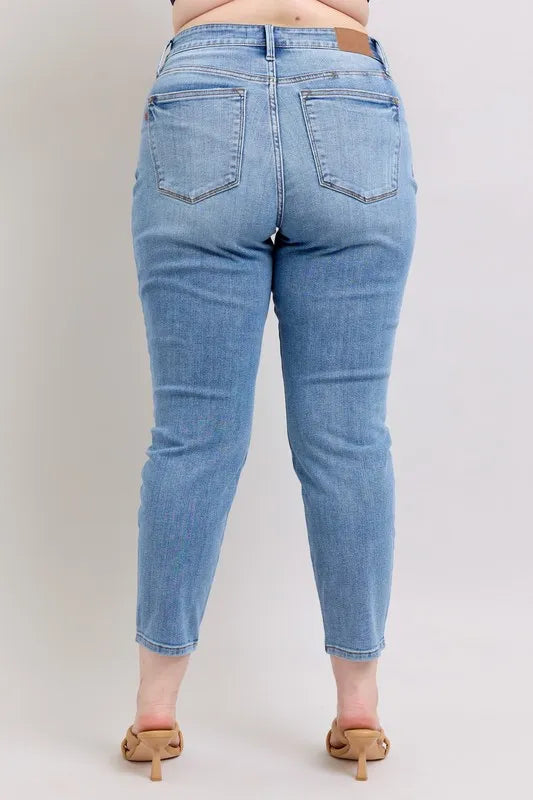 Judy Blue Full Size Mid Rise Vintage Wash Slim Jeans with Cell Phone Pocket Plus Size - Fashorio