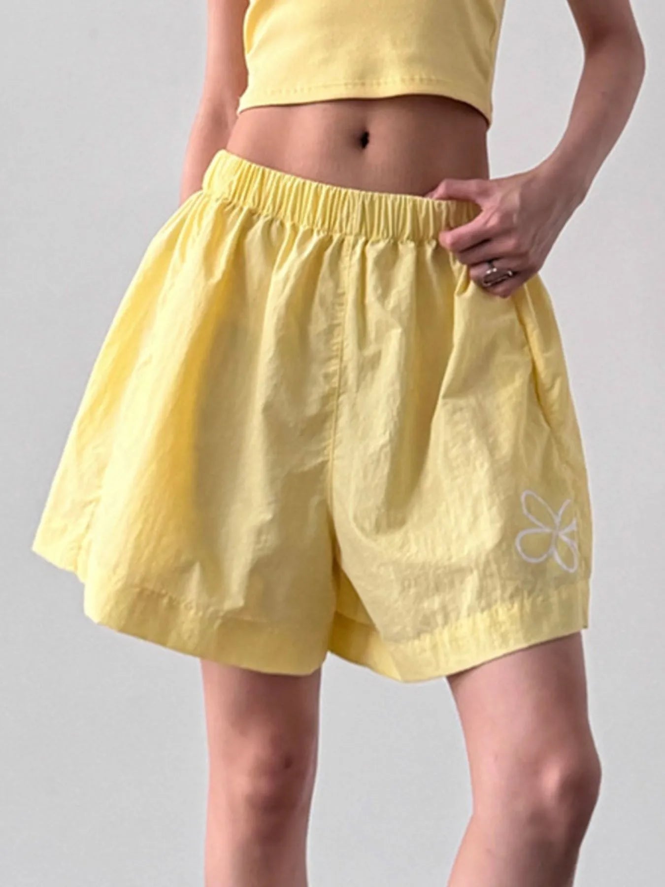 Elastic Waist Shorts - Fashorio