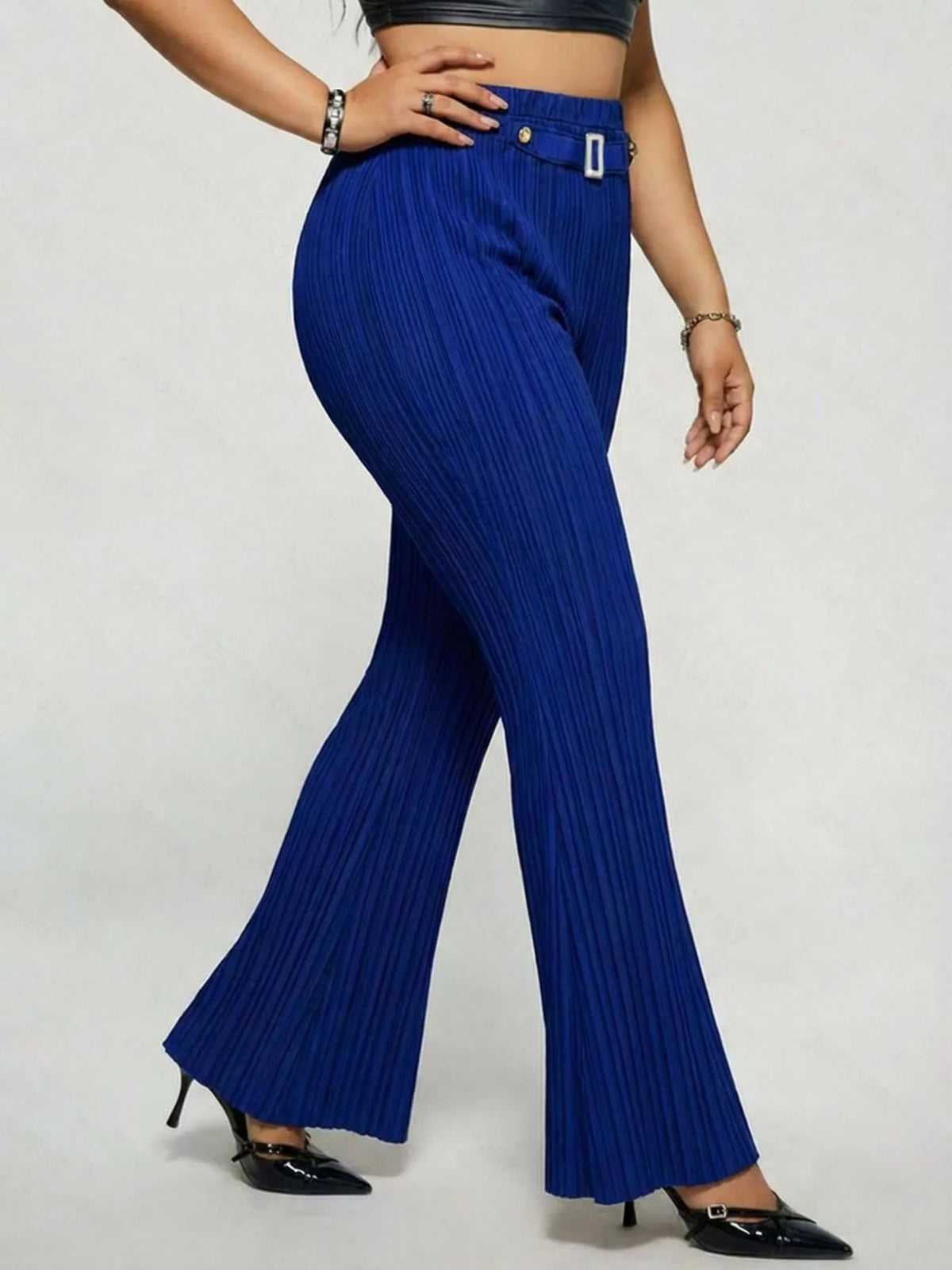 Plus size high waist flare pants, fabric detail