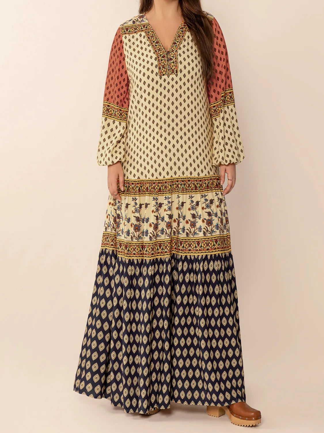 Printed V neck balloon sleeve maxi dress in khaki close up
