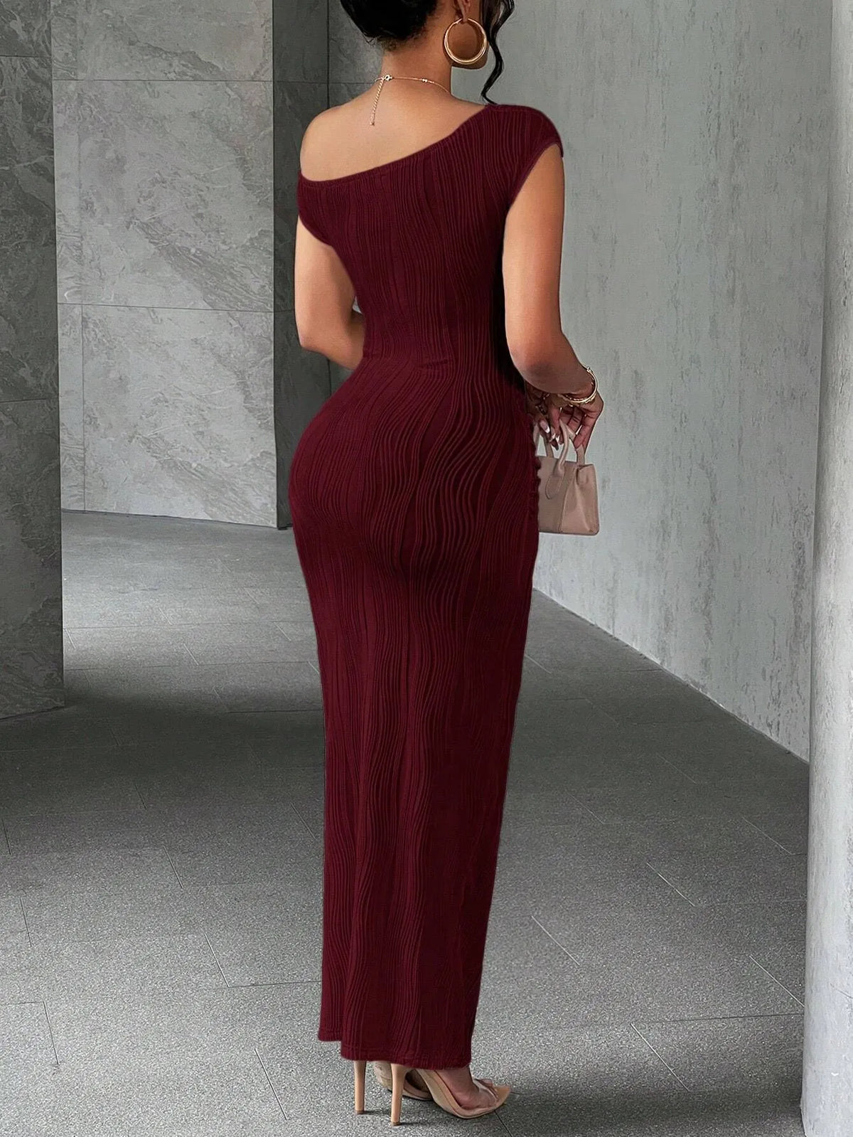 Asymmetrical one shoulder bodycon maxi dress sleeve detail