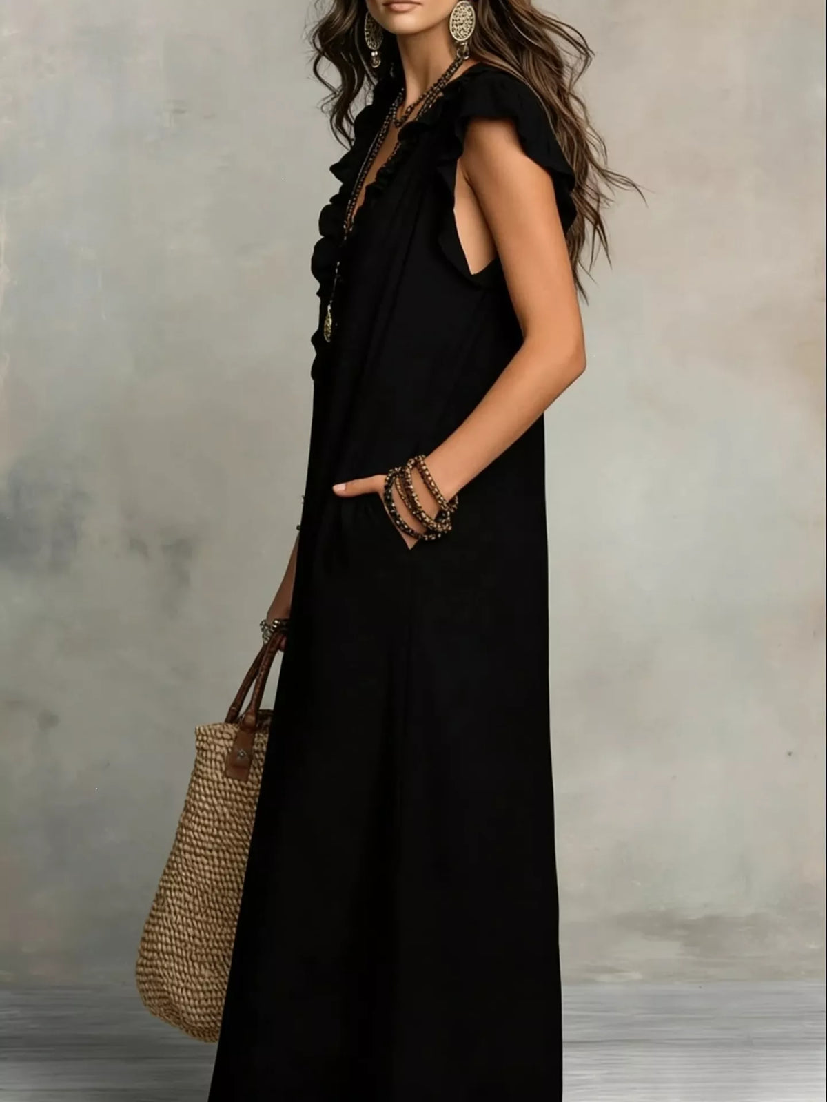 V neck ruffle maxi dress detail