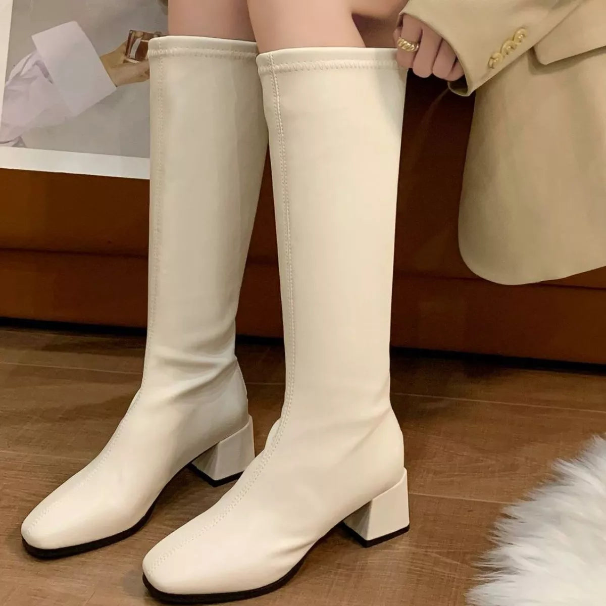 Square toe block heel boots in Khaki, heel detail