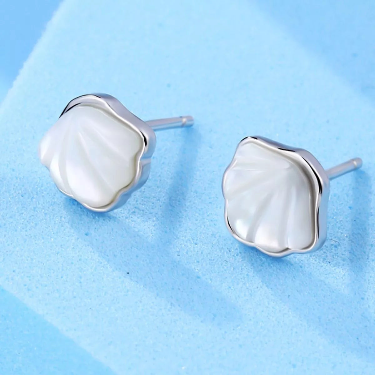 Post and back detail on the stud earrings