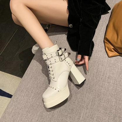 Round Toe Block Heels Boots - Fashorio