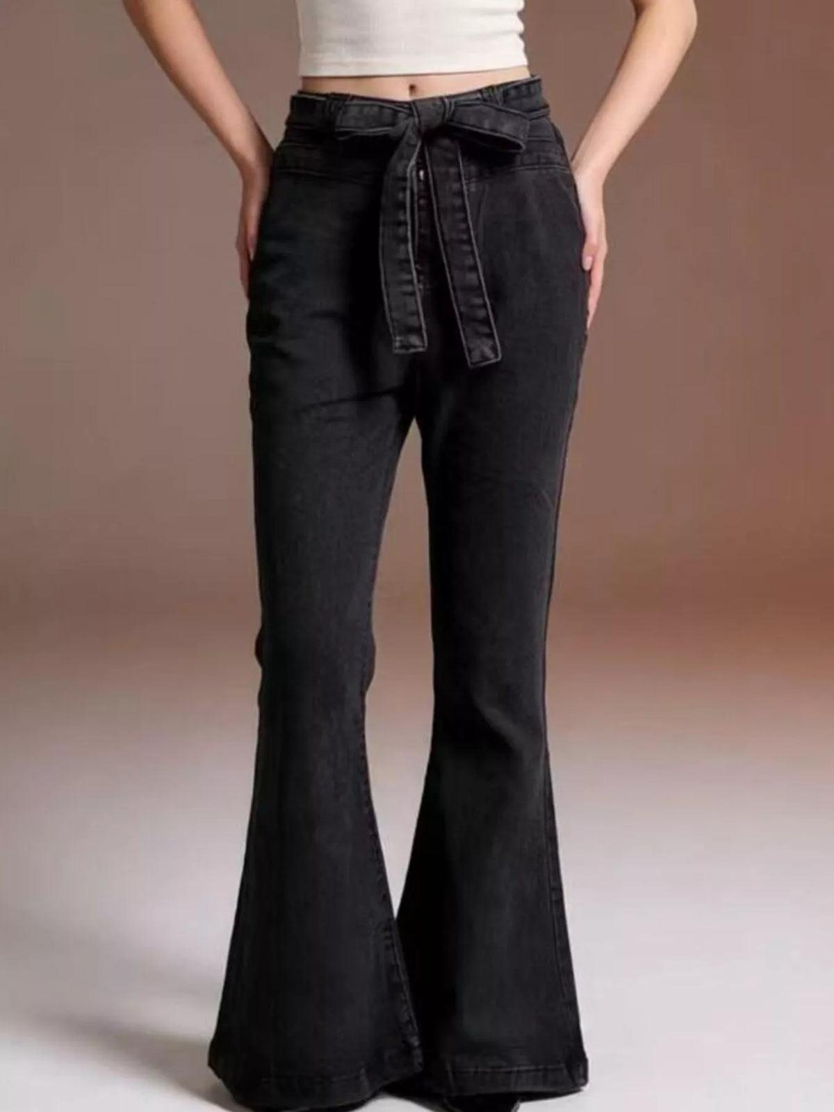 Tie waist bow accent close up