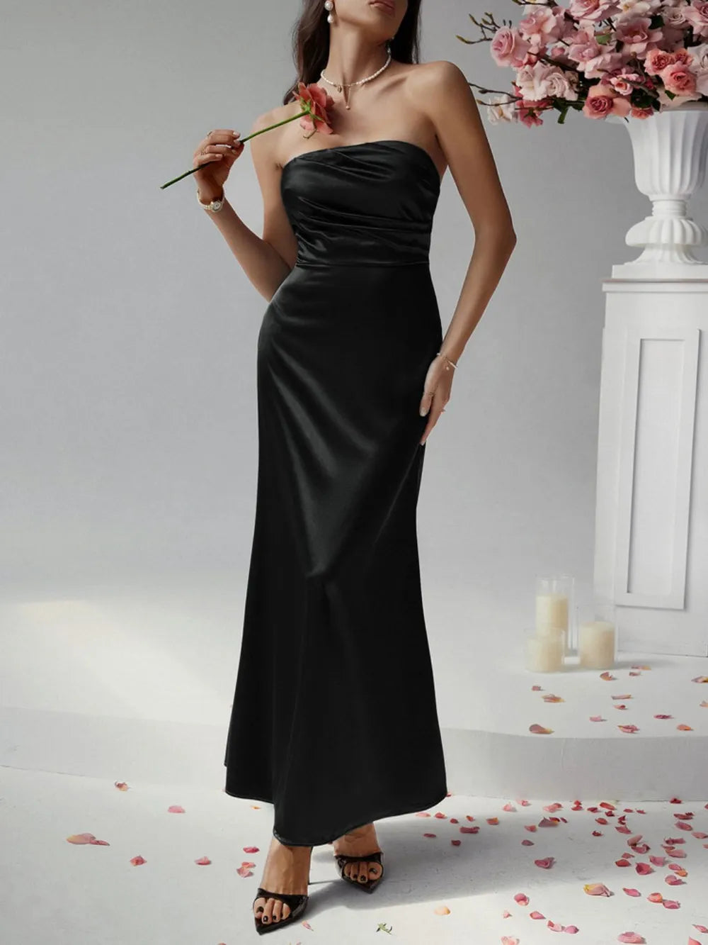Ruched strapless tube maxi dress, textured close up