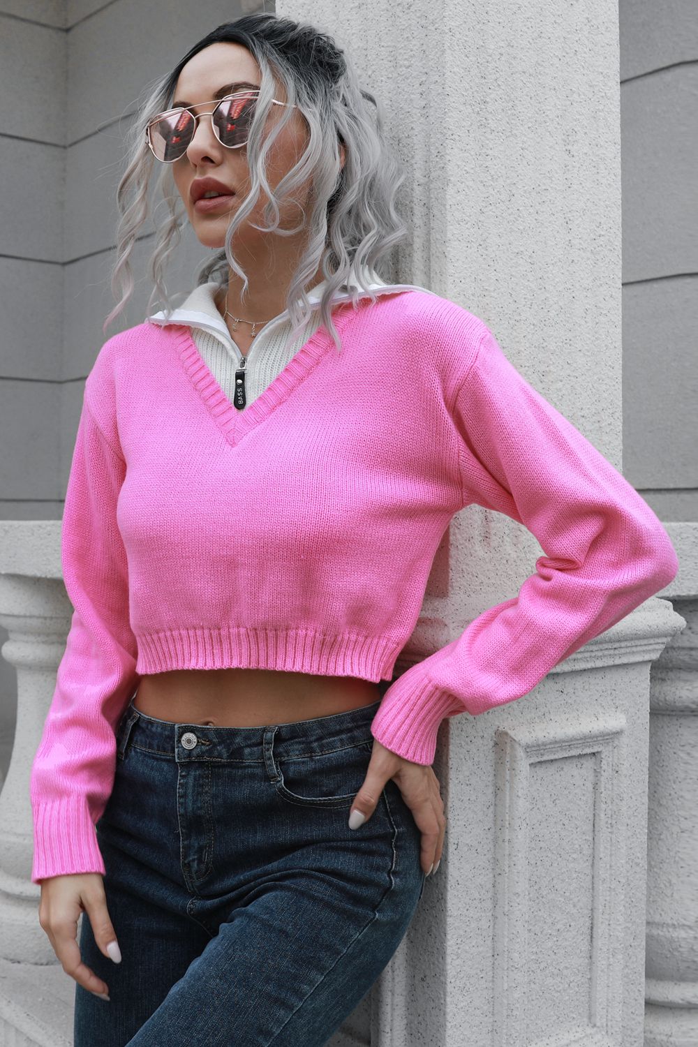 Contrast Collared Cropped Sweater - Fashorio