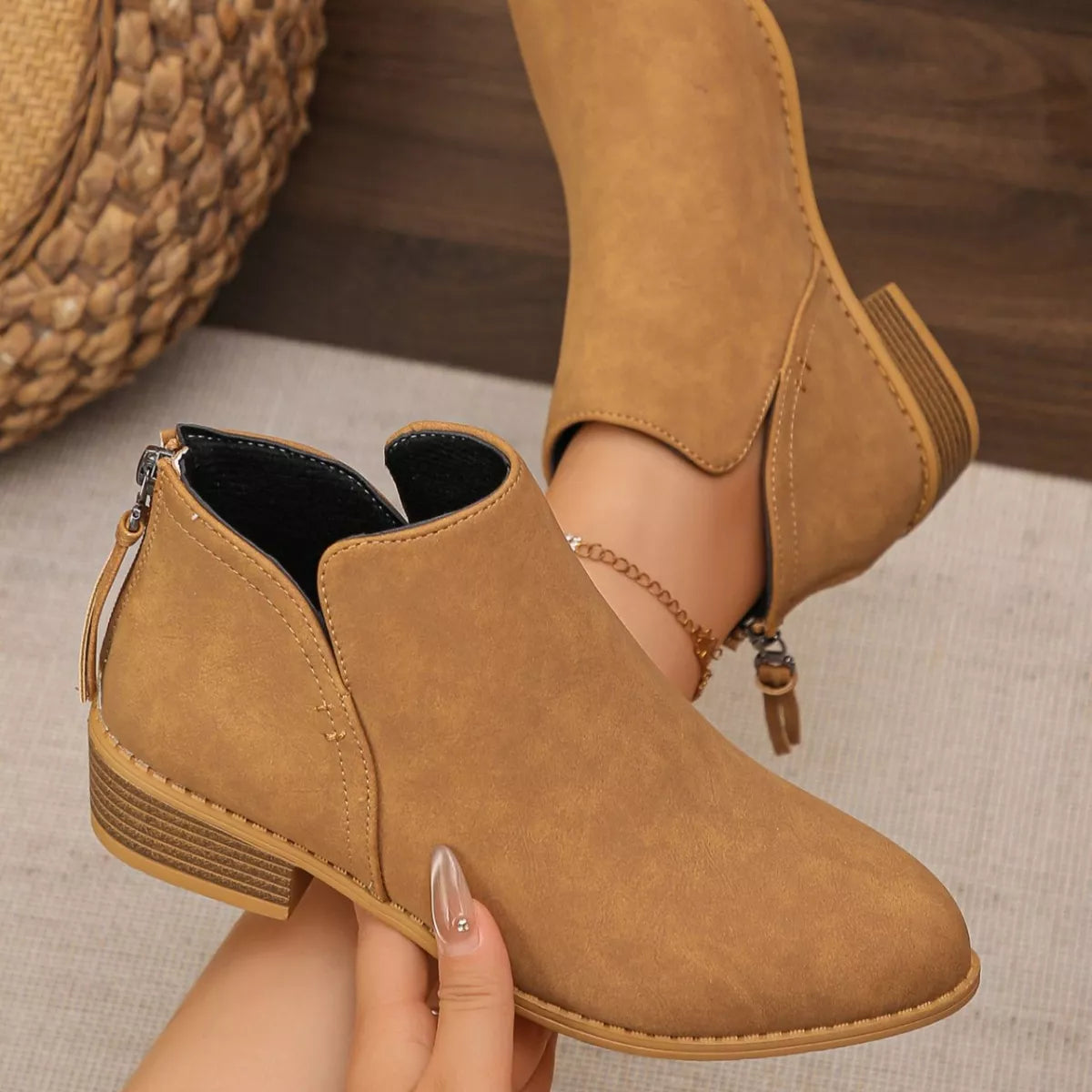 Point toe block heel ankle boots fur lining detail