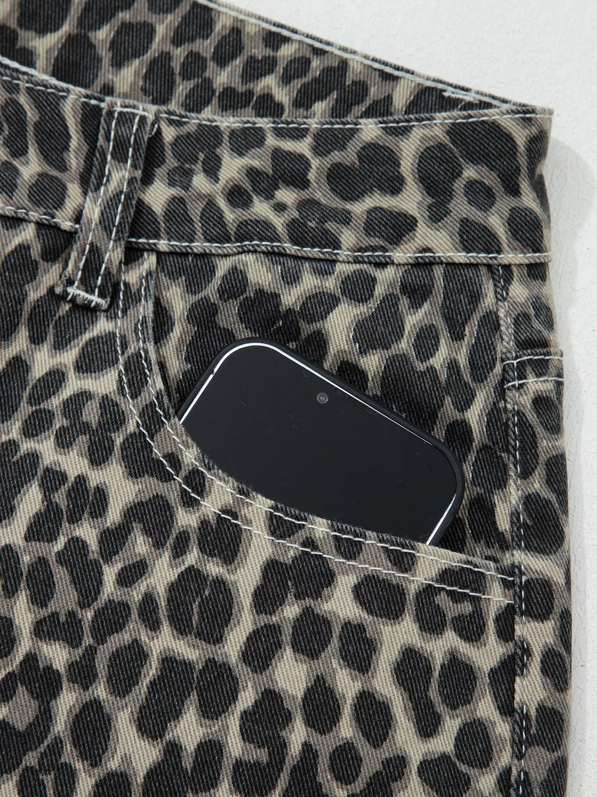 Full length leopard print barrel jeans
