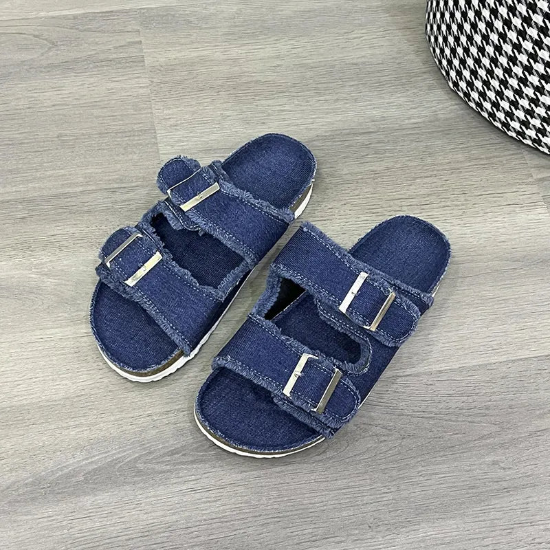 Double buckle flat sandals strap detail