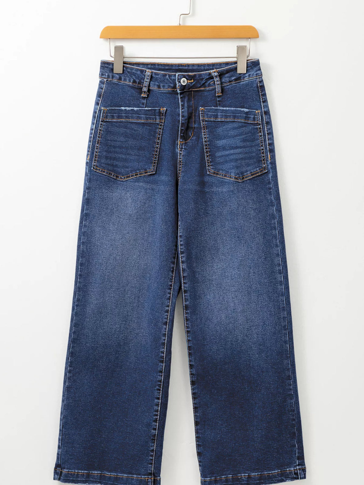 Patch pocket shift jeans styled outfit