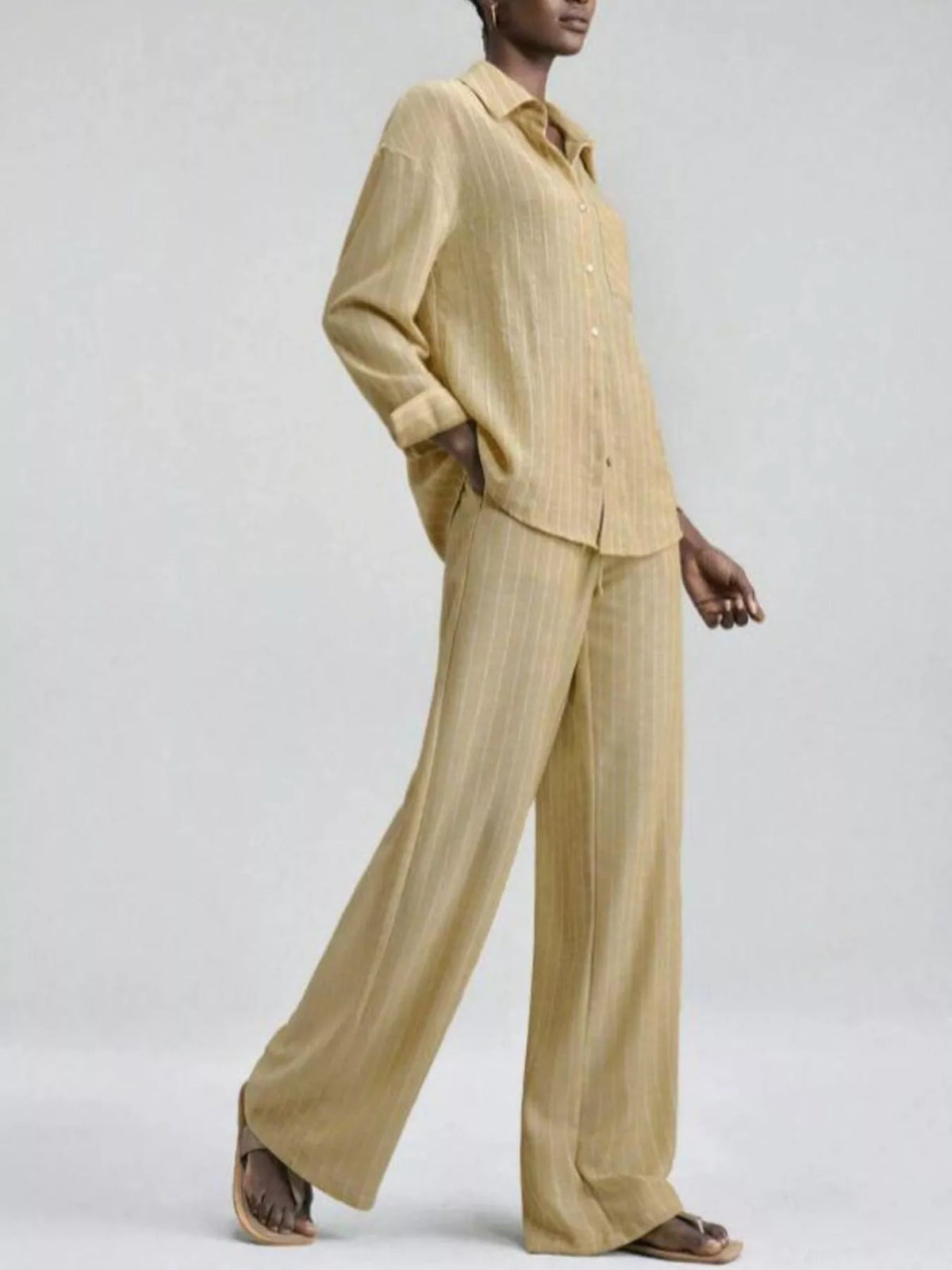 Tie waist striped pants and shirt matching set detail