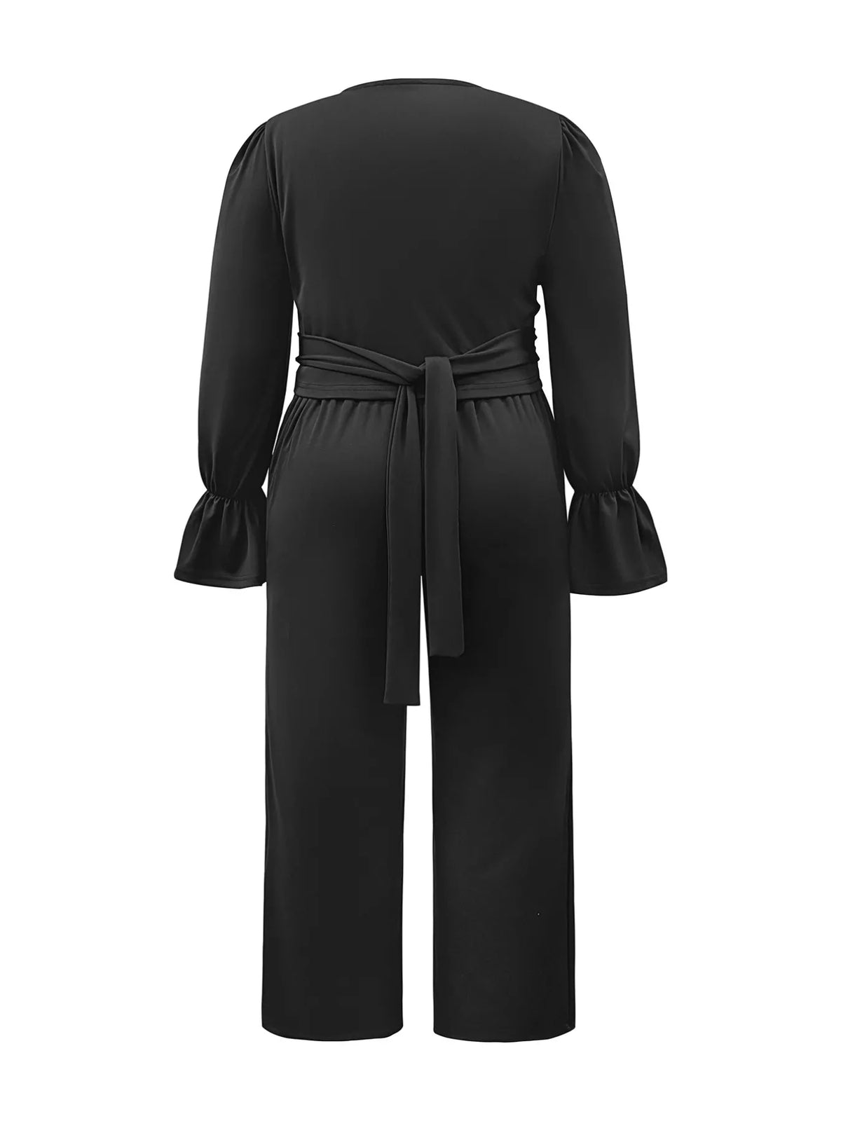 Black plus size set styled evening look