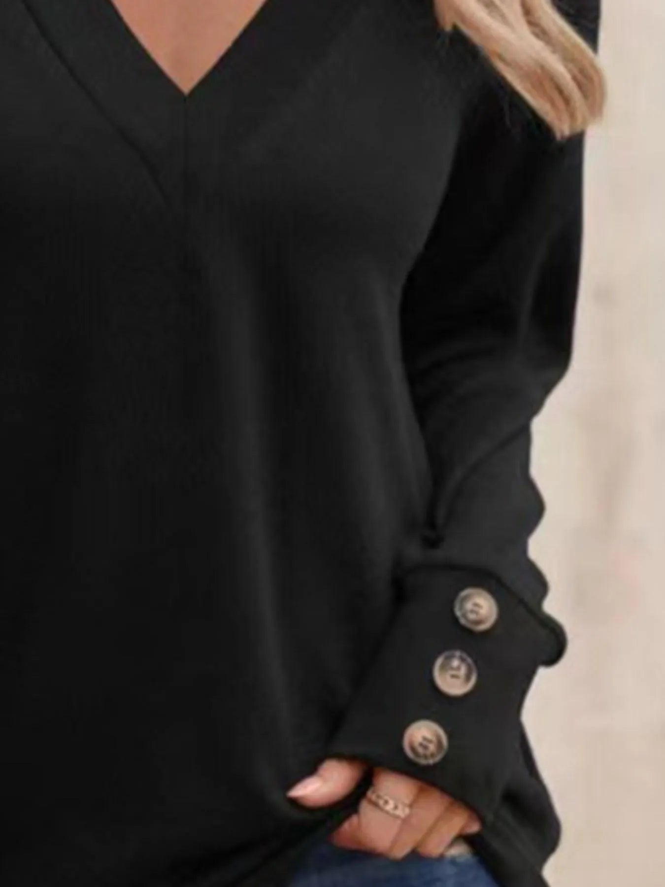 V-Neck Long Sleeve T-Shirt - Fashorio