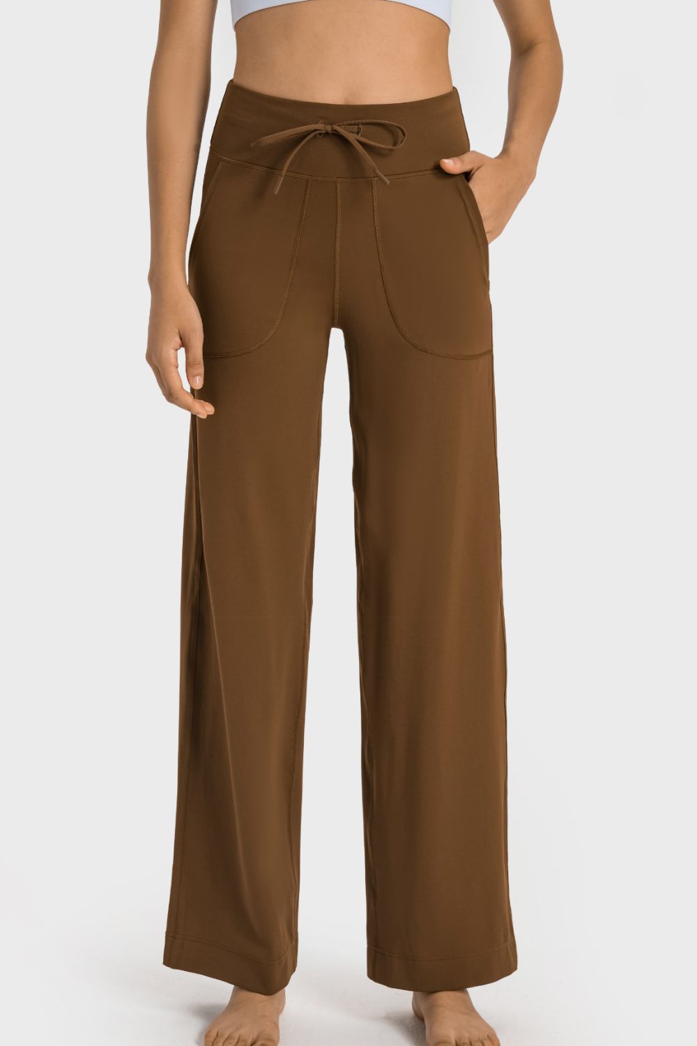 wide leg sports pants waistband detail