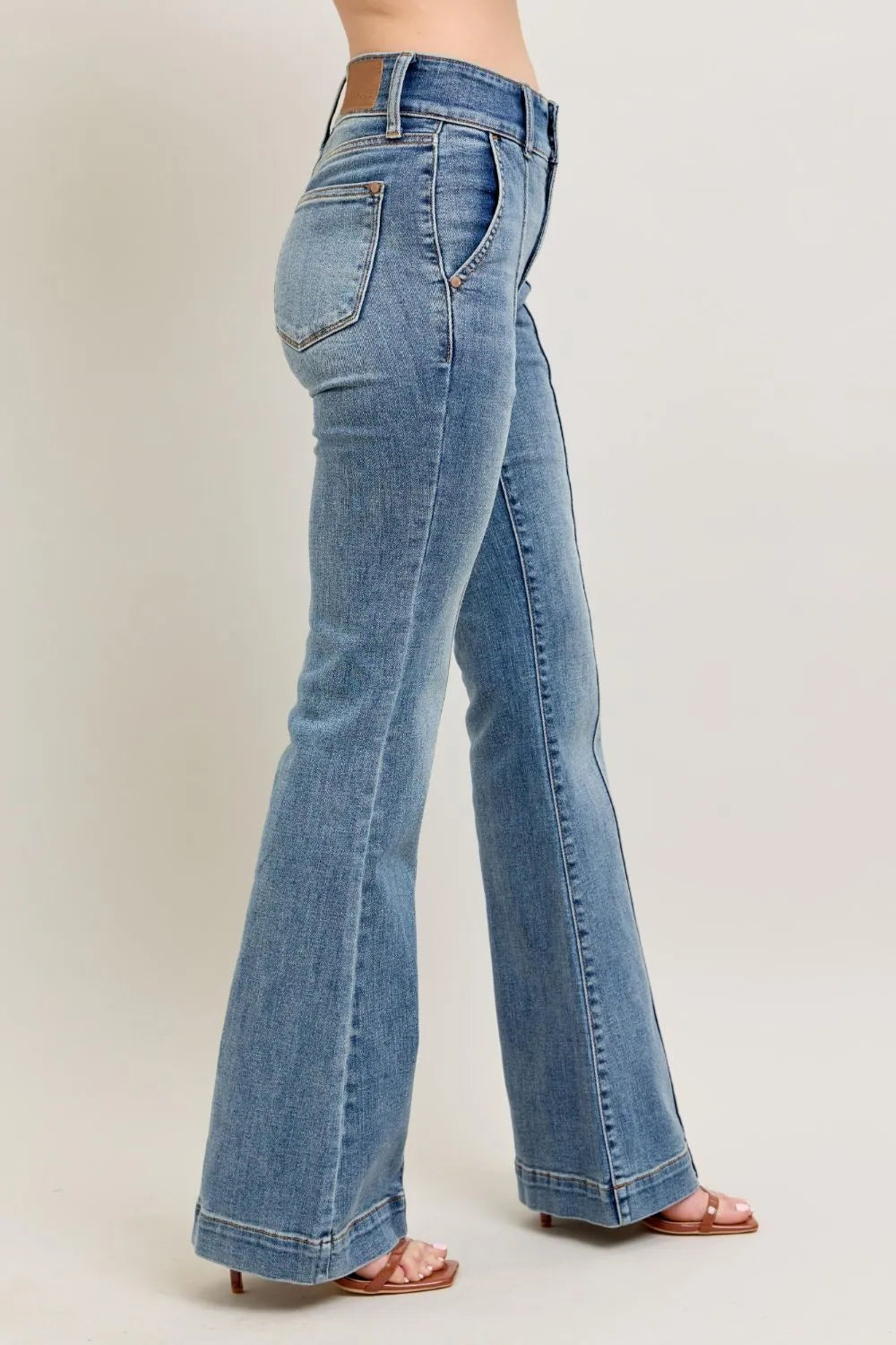 Judy Blue Full Size High-Waist Flare Denim Jeans with Front Seam Detail Plus Size - Fashorio