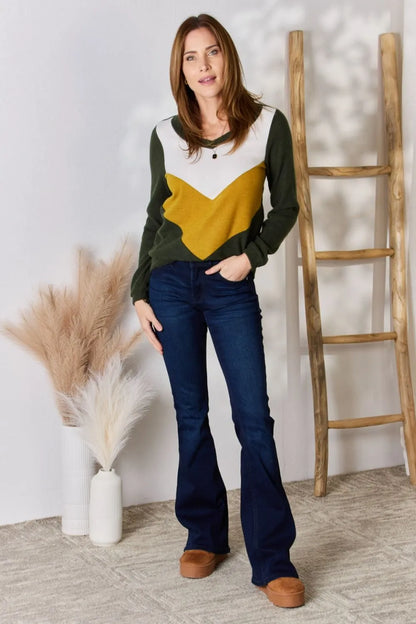 Hailey & Co Full Size Colorblock V-Neck Blouse - Fashorio