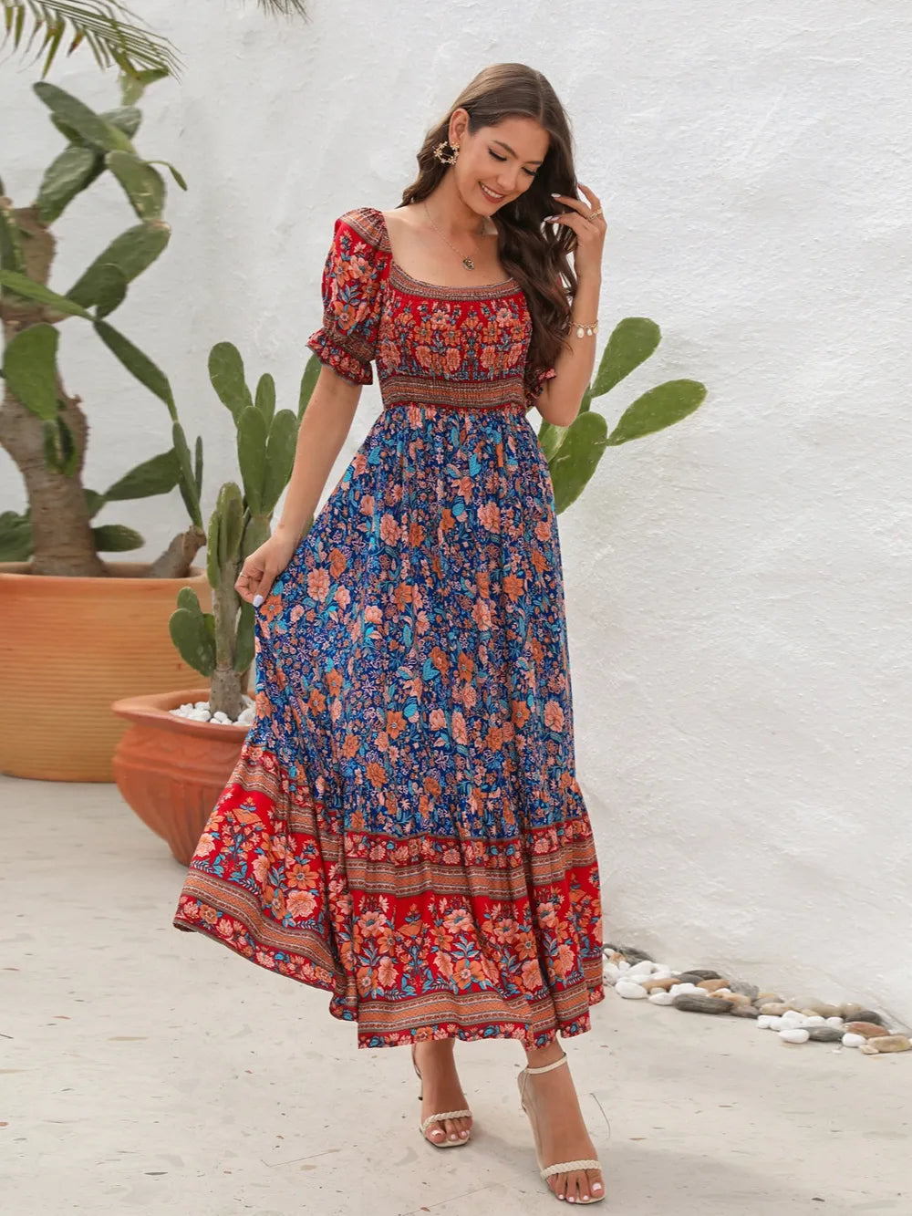 Floral flounce sleeve dress movement
